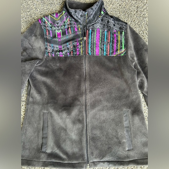 Fila Women’s Gray Fleece zip up Jacket with neon color design size small - Picture 6 of 11